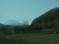 羊蹄山   有珠山   昭和新山   洞爺湖     札幌市内ラーメン 2014/05/14 21:26:52